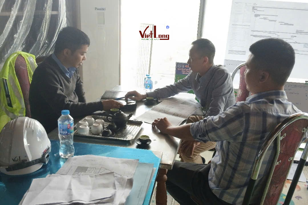 06 bí quyết của VietLong House nhằm đảm bảo tiến độ thi công khi gặp mưa 2 z6424896193406 7a6f948dbba096f85242781d42b9dde5